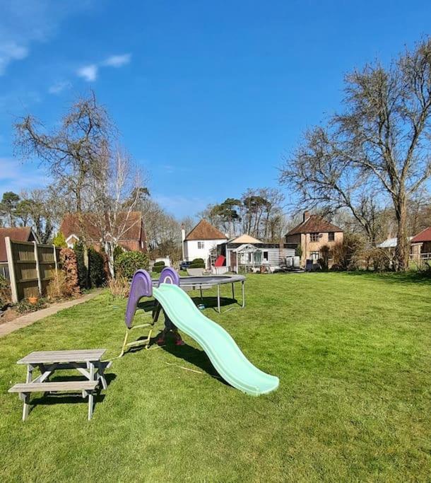 Sycamore Lodge Kent With Ev Zappi Type 2, Swimming Pool For A Fee Sellindge Экстерьер фото